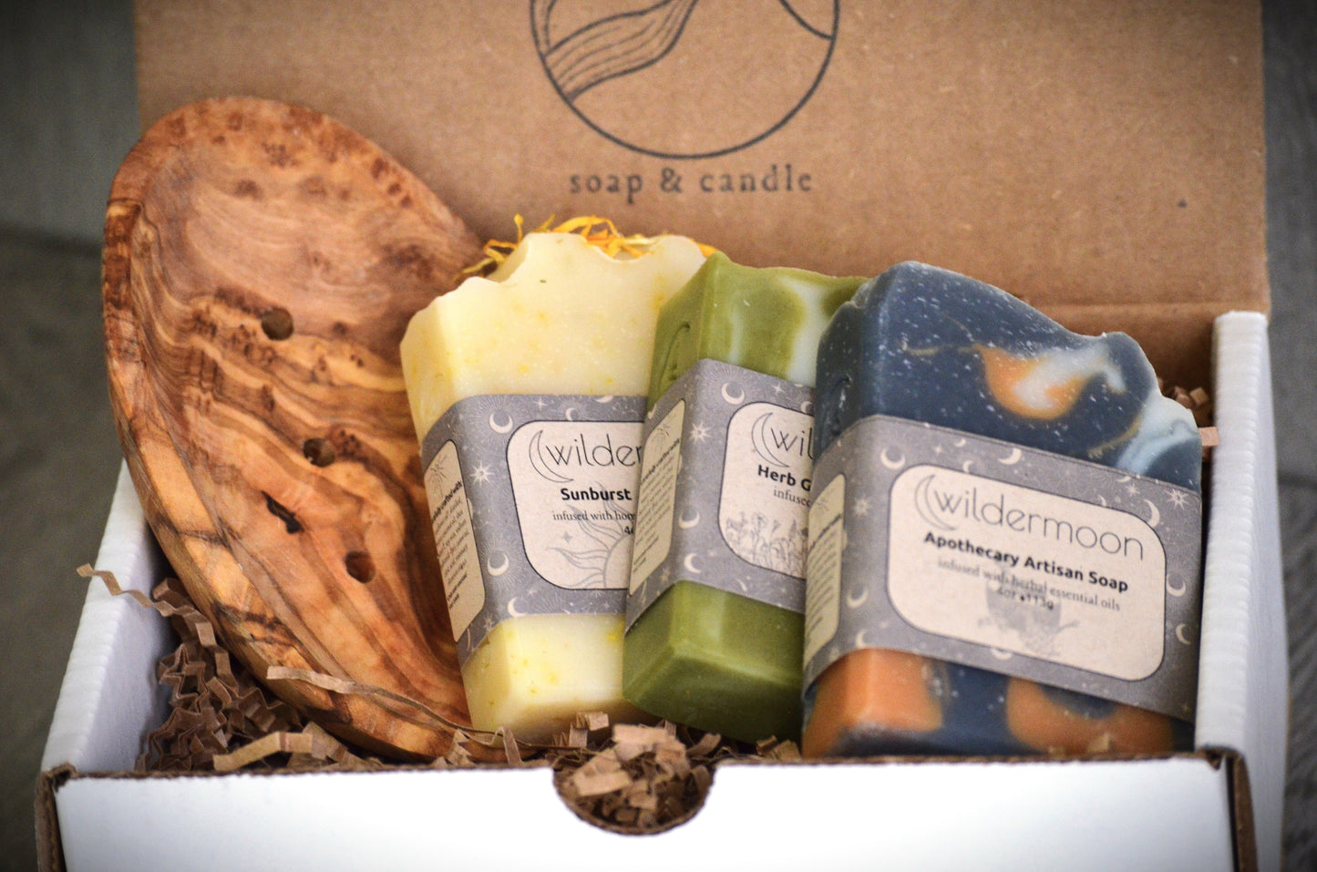 half moon gift box